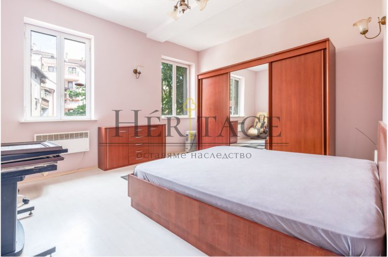 Appartement de 3 pièces dans le centre de Sofia
