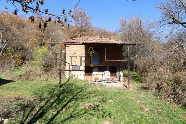 Maison en briques située dans le village de Gorno Kamartsi, commune de Gorna Malina